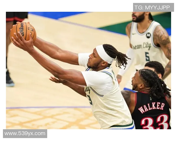 2019年4月5日雄鹿与76人激战回顾NBA季后赛前瞻与精彩瞬间分析